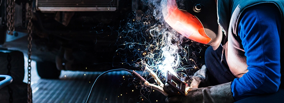 تعمیرات جوشکاری که شما را از تعویض کامل تجهیزات نجات می‌دهد